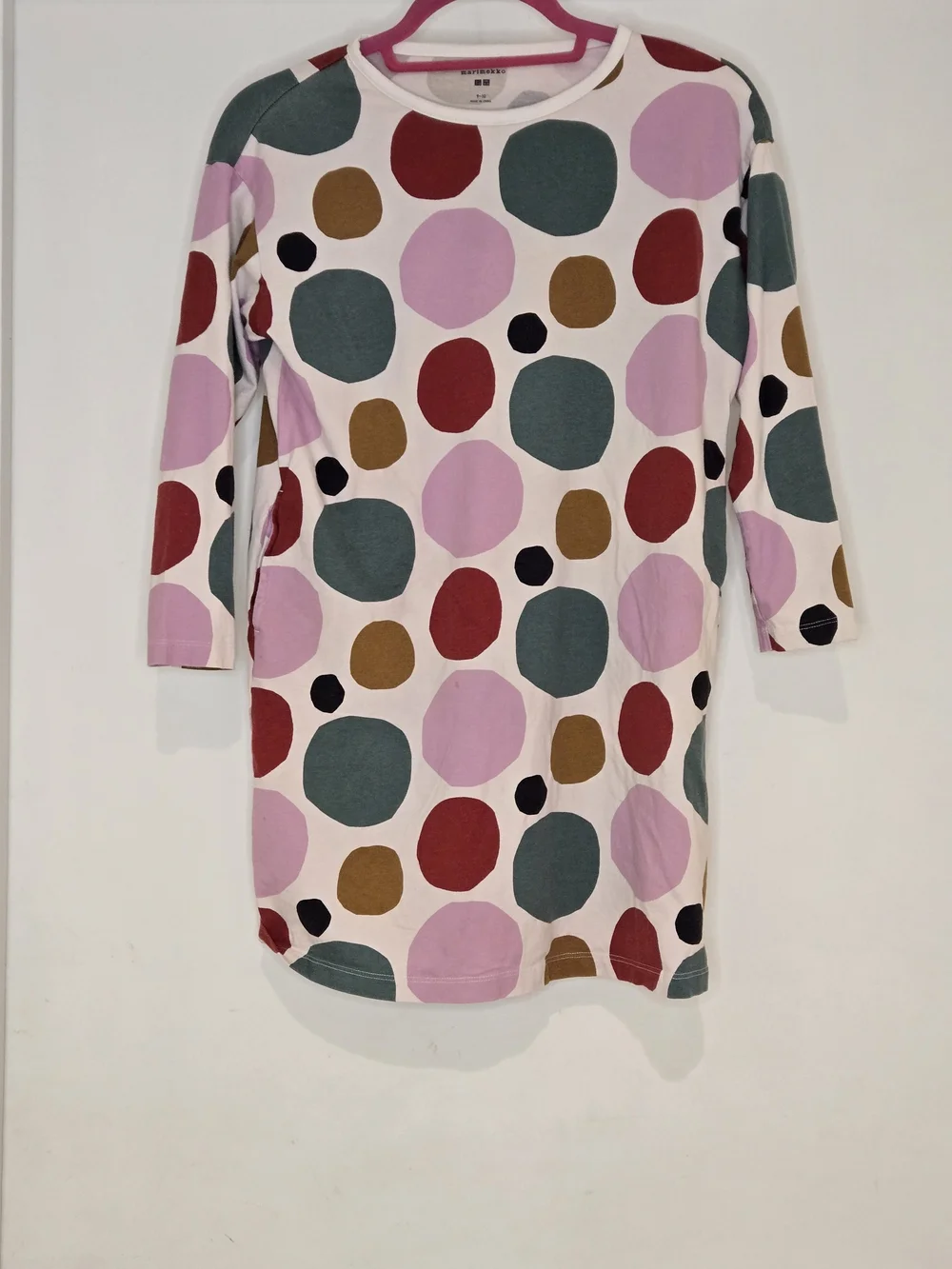Uniqlo Marimekko Polka Dot Tee Dress in Cream, Pink, Red & Green, Size 10
